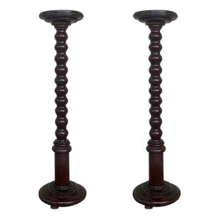 Early 20th Century Renaissance Turned Columns Pedestals in Walnut For Sale