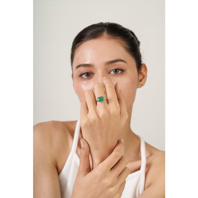 Natural Zambian Emerald 4.42 Ct May Birthstone Cocktail Ring in 18k Yellow Gold Size 6.5 For Sale - Image 9 of 16