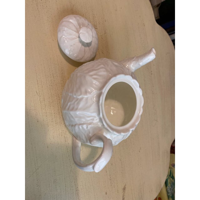 English Coalport Bone China Teapot Circa 1970s For Sale In Miami - Image 6 of 12