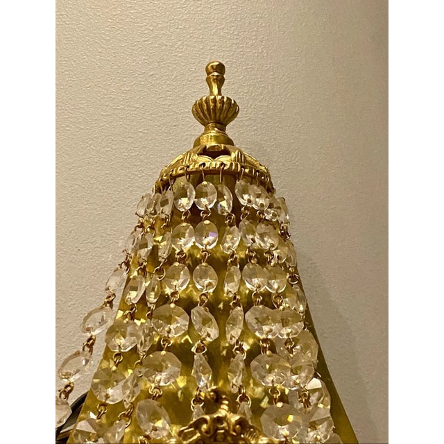 Vintage French Rococo Chandelier Style Crystal Brass Wall Sconce For Sale - Image 4 of 8