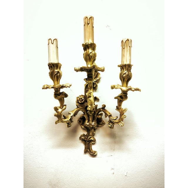 Metal Antique Three-Light Bronze Wall Lamp, 1890s For Sale - Image 7 of 18