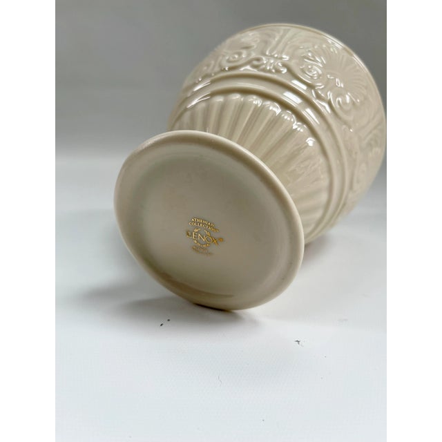Lenox Lenox 14k Gold Trimmed Vase For Sale - Image 4 of 5