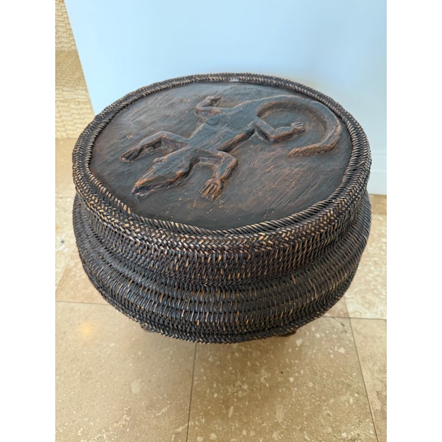 Vintage Hand Woven Rattan and Bamboo Storage Box With Lizard Motif For Sale - Image 4 of 8