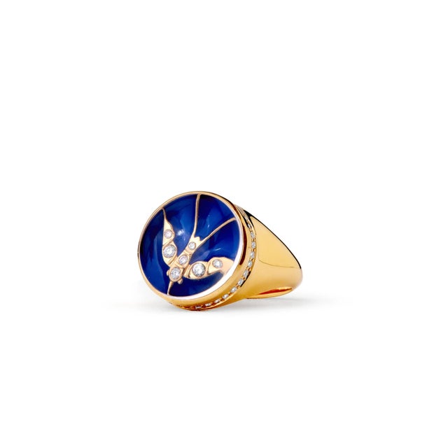 18 karat yellow gold Rock Crystal 10 carats approx. Diamonds 0.35 carat approx. Lapis blue enamel Width 0.6 inch approx.
