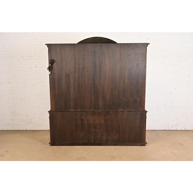 Karges French Regency Louis XVI Burled Walnut Lighted Breakfront Bookcase Cabinet, Newly Refinished For Sale - Image 11 of 12