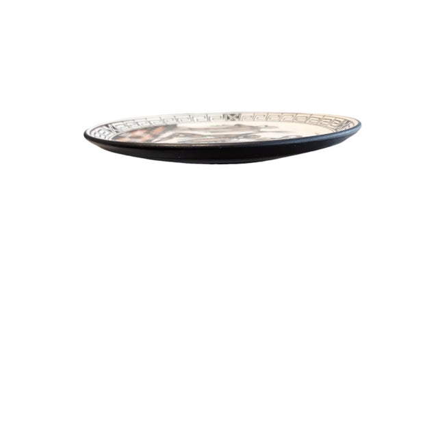 Mediterranean 1960s Mid-Century Greek Battle of Marathon Victory Wall Plate For Sale - Image 3 of 4