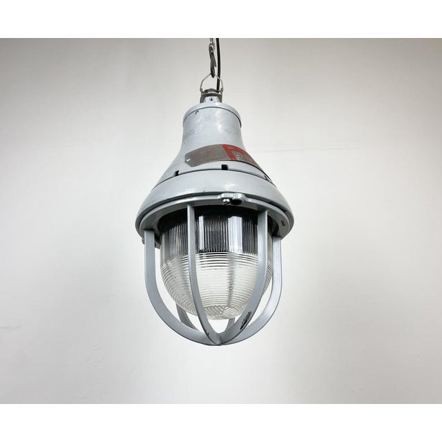 Metal Grey Industrial Explosion Proof Light from Crouse-Hinds, 1970s For Sale - Image 7 of 16