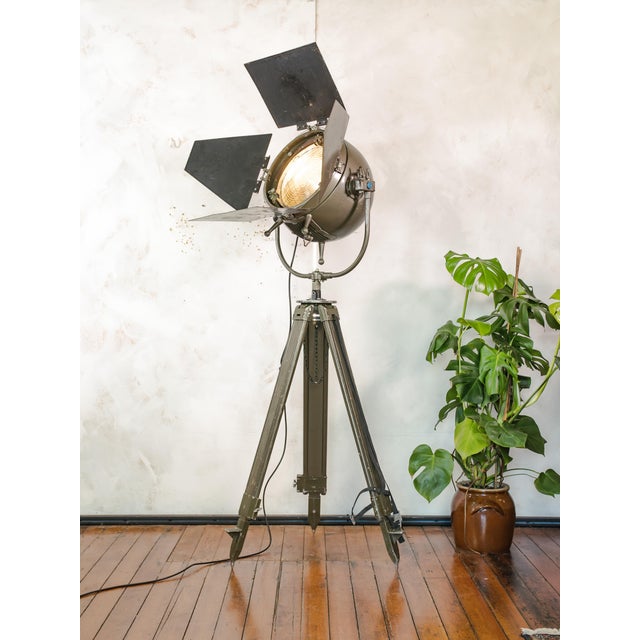 Wood Fiberglass Film Studio Spotlight Floor Lamp from Mole-Richardson, England, 1950s For Sale - Image 7 of 18