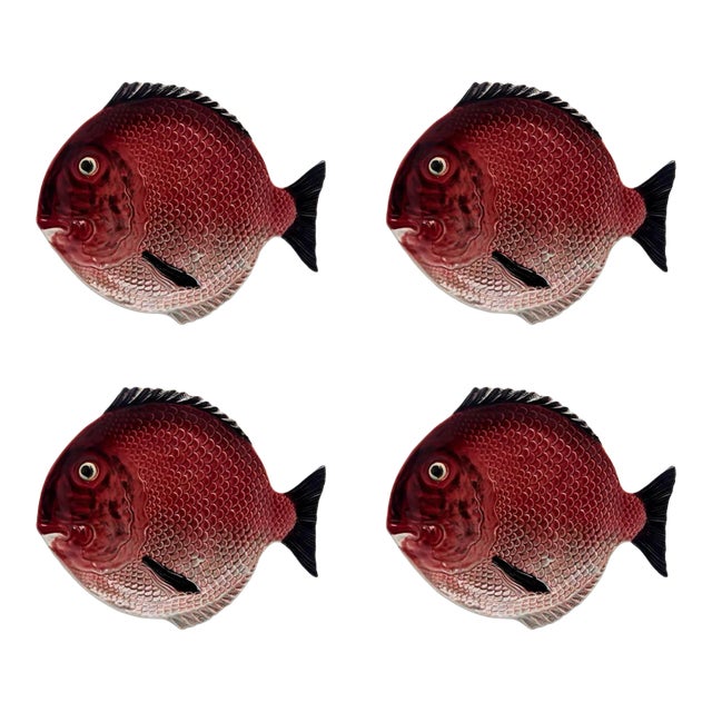 Bordallo Pinheiro Fish Dinner Plates, Set of 4 For Sale