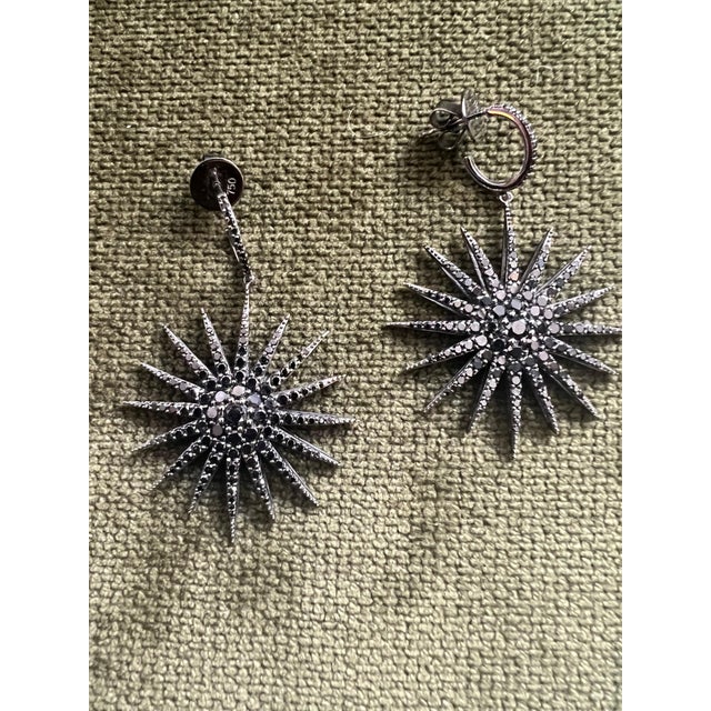 Baroque Bochic Classic & Chic Star Black Diamond Earrings Set In 18K Black Gold For Sale - Image 3 of 18