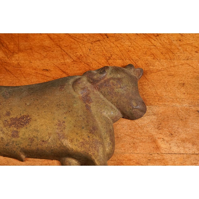 Late 19th Century Cast Iron Butcher's Rack Crest - Cow Motif For Sale - Image 4 of 5