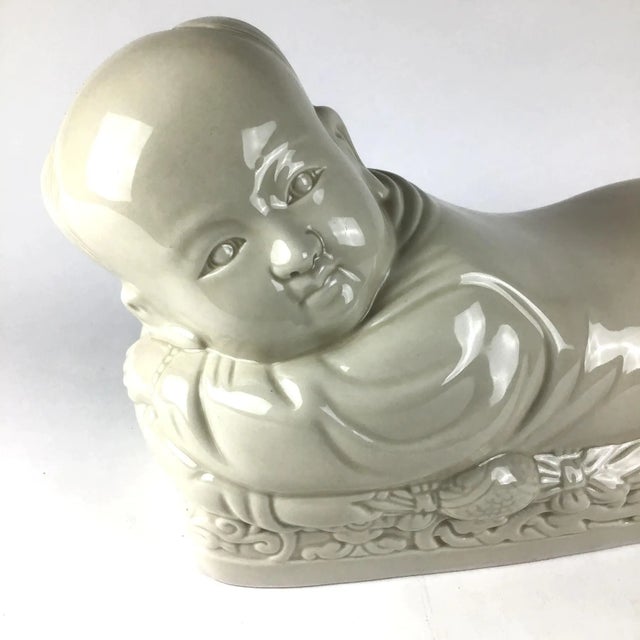 Vintage Chairman Mao White Porcelain Money Pillow For Sale - Image 4 of 11