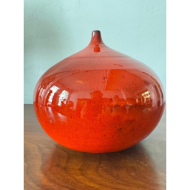 Red Glazed Ceramic Onion Vase attributed to Keramar, Bruges, 1960s For Sale - Image 4 of 8