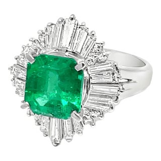 Platinum 2.15ct Emerald & 1.27ctw Diamond Ballerina Cocktail Ring, Size 6 For Sale