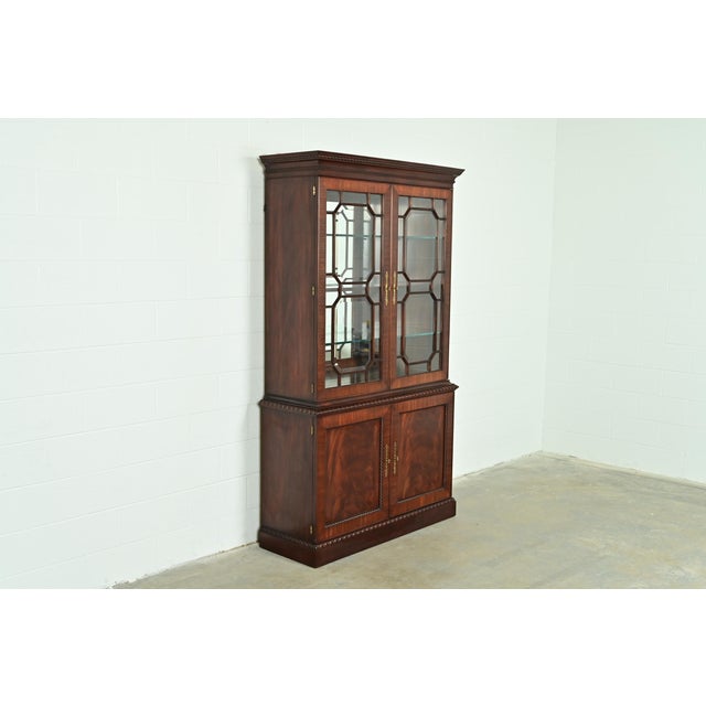 Henkel Harris Henkel Harris Georgian Carved Flame Mahogany Lighted Breakfront Bookcase Cabinet For Sale - Image 4 of 17