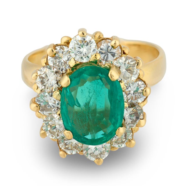 Contemporary Vintage Oval Cut Emerald Diamond 14k Yellow Gold Engagement Ring, Size 5 For Sale - Image 3 of 6