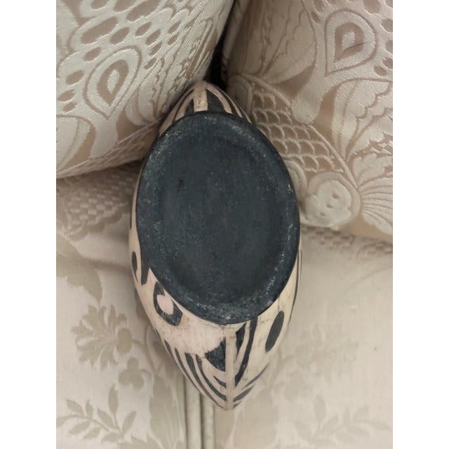 Contemporary Organic Modern Sculptural Tribal Pottery Vase / Vessel For Sale In Little Rock - Image 6 of 9