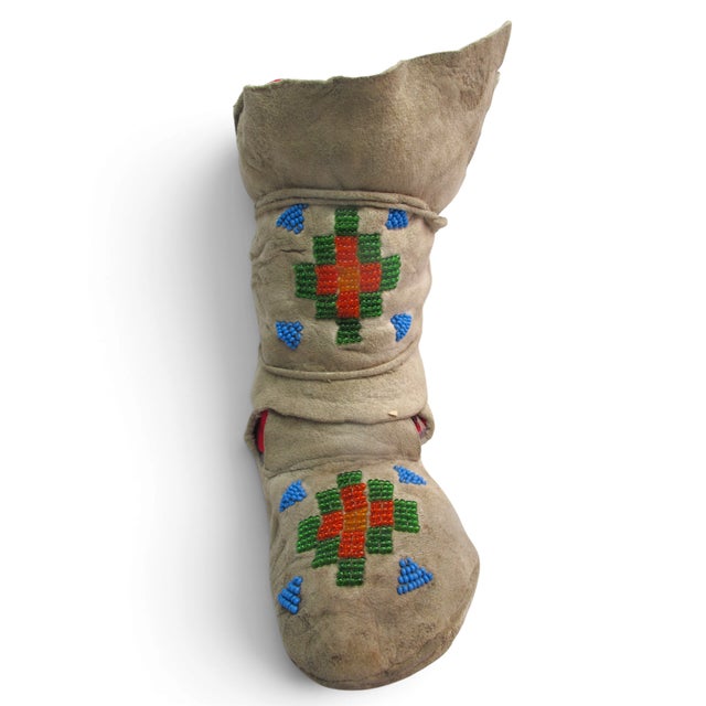 Native American Native American Children's Beaded Suede Leather Moccasins Boots For Sale - Image 3 of 11