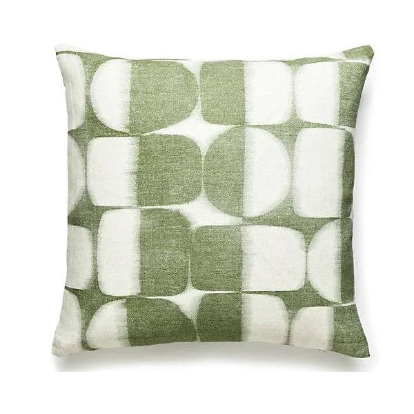 Traditional The House of Scalamandré Rift Linen Print Pillow, Basil For Sale - Image 3 of 3