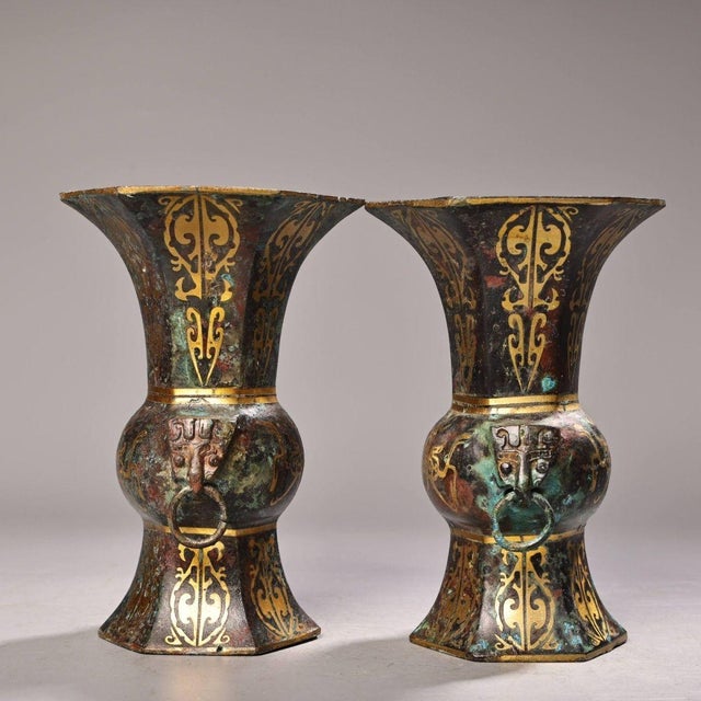 Art Deco Pair of Vintage Bronze Vases With Gold Inlay - Archaic Style Gu Vessels For Sale - Image 3 of 10
