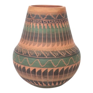 Vintage Southwestern Navajo Pottery Vase For Sale