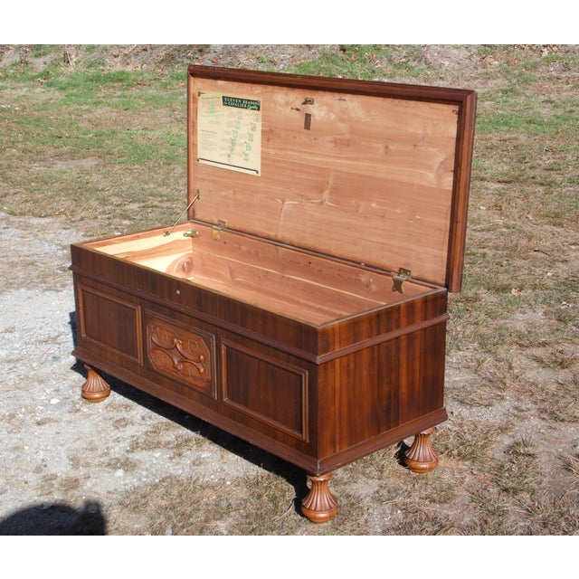 Vintage Cavalier Furniture Co. Mahogany & Cedar Hope Chest Storage