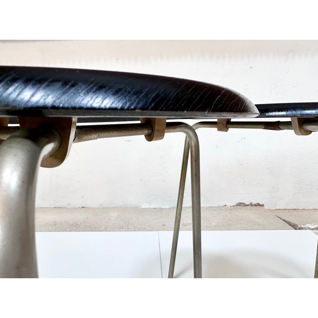 Black Dot Model 3170 Stools by Arne Jacobsen for Fritz Hansen, Denmark, 1960s, Set of 2 For Sale - Image 16 of 18