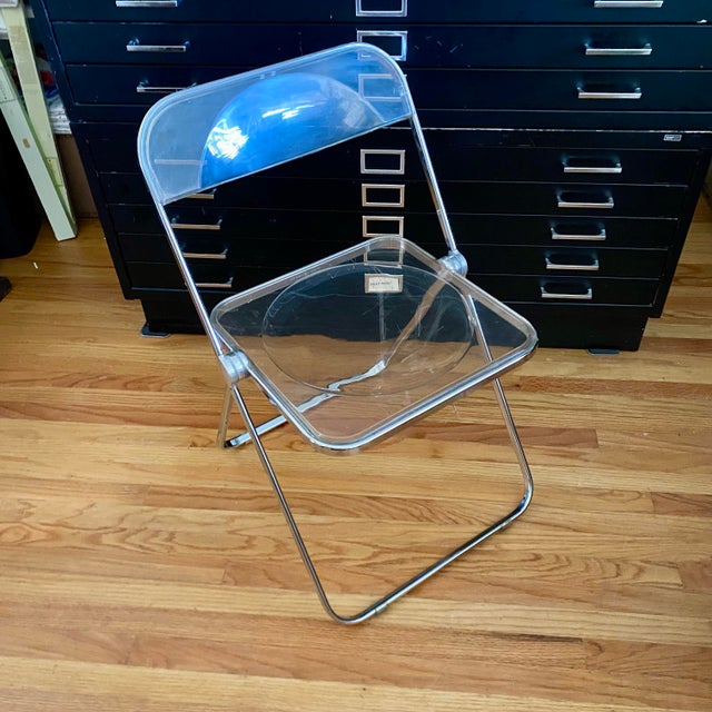 Campaign Italian Plia Folding Chairs by Giancarlo Piretti for Anonima Castelli Italy Lucite Chrome - A Pair For Sale - Image 3 of 9