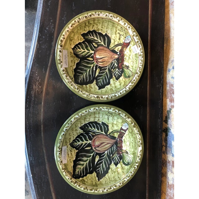 Green 1990s Italian Hand Painted Round Ceramic Fig Wall Plates - a Pair For Sale - Image 8 of 9
