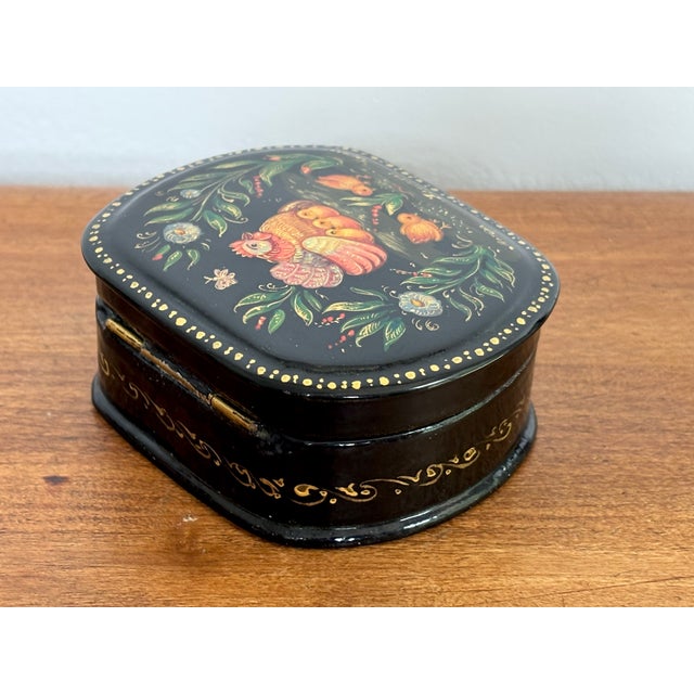 1980s Hand Painted Paper Mache Trinket Box For Sale - Image 4 of 8
