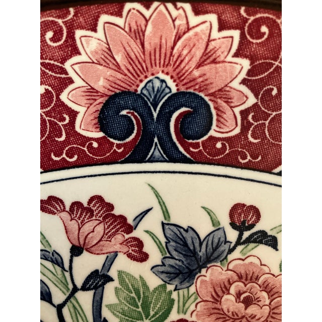 Tosho Toyo Japan Imari-Style Floral Charger Plates For Sale - Image 9 of 11