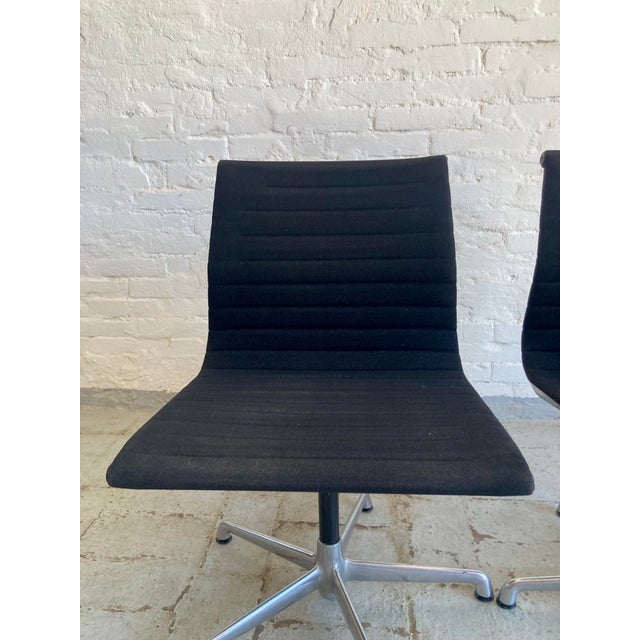 EA107 Chairs by Herman Miller for ICF, 1970s, Set of 2 For Sale - Image 6 of 14