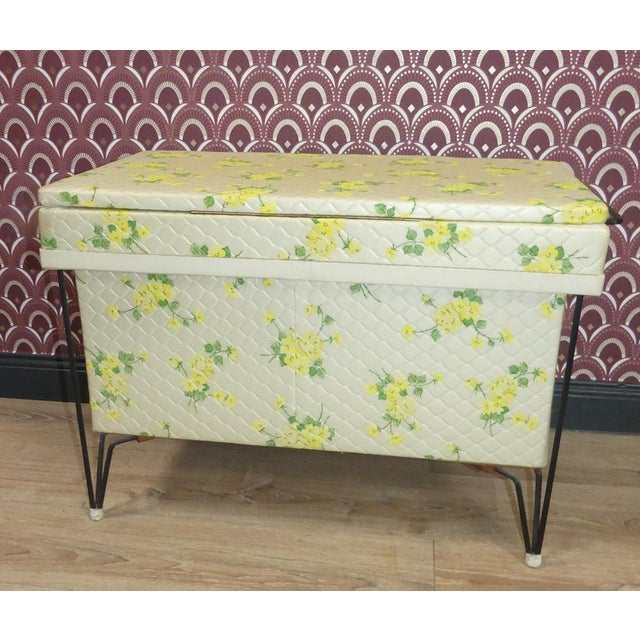 Linen Storage Chest, 1960s For Sale - Image 5 of 14