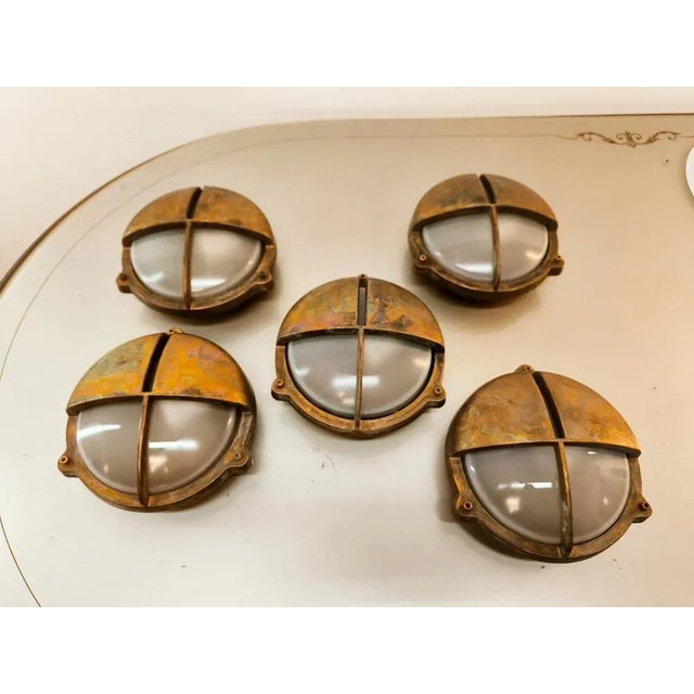 Cast Brass Wall Sconce, in Very Good conditions. Designed 1980 to 1989 Up to 250V (Europe/UK Standard).The wiring of this...