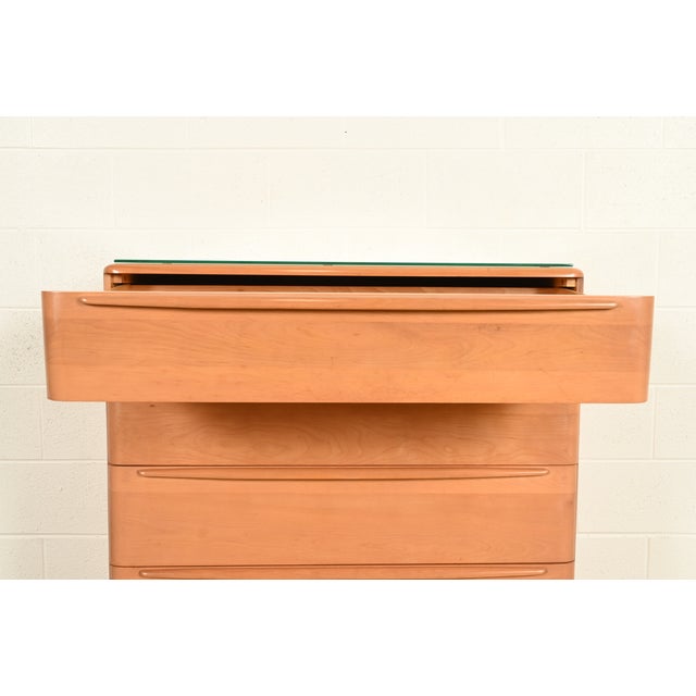 Brown Heywood Wakefield Mid-Century Modern Solid Birch Five-Drawer Highboy Dresser, 1965 For Sale - Image 8 of 18