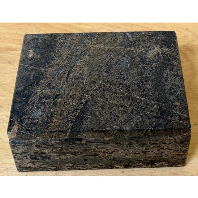 Italian Italian Fossil Marble (Lumachella) Specimen Stone Box, Circa 1960s For Sale - Image 3 of 9