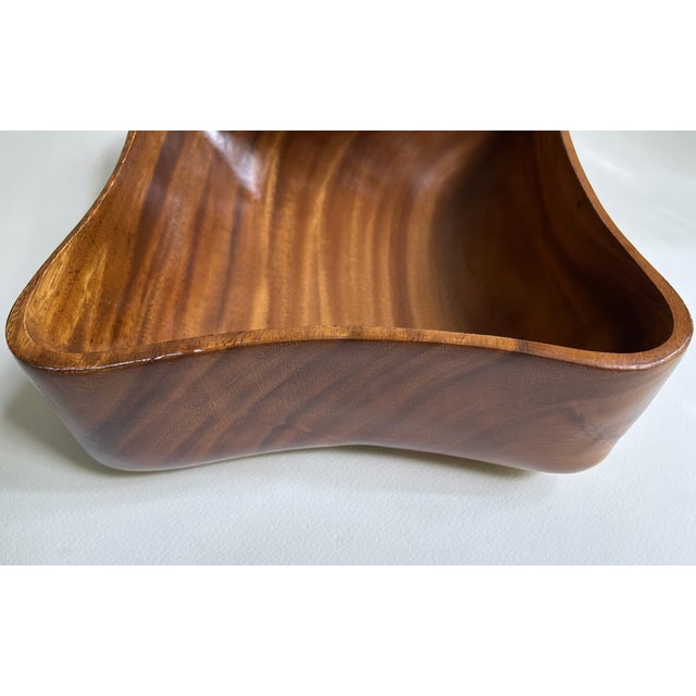 Vintage Handcrafted Pacific Merchants Acacia Wood Serving Bowl For Sale In New York - Image 6 of 18