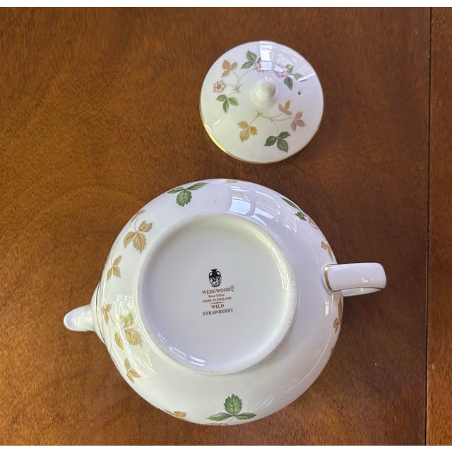Wedgwood Vintage Wedgewood Wild Strawberry Teapot For Sale - Image 4 of 4