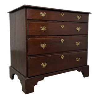 18th Century English Oak Chest of Drawers For Sale