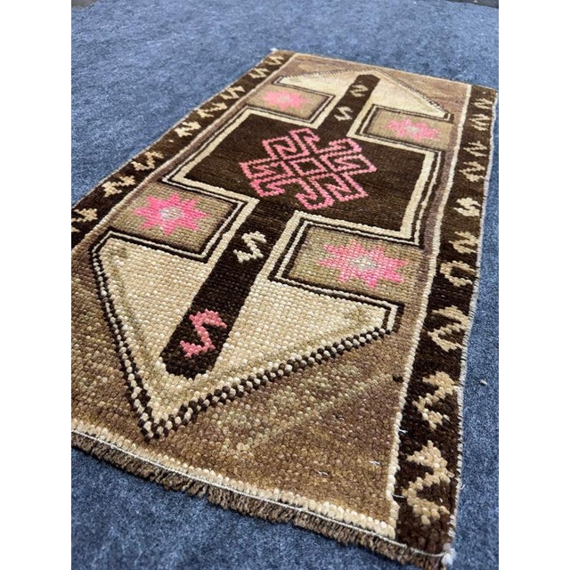Early 21st Century Turkish Yastik Rug 1'6" x 2'8" For Sale - Image 5 of 5