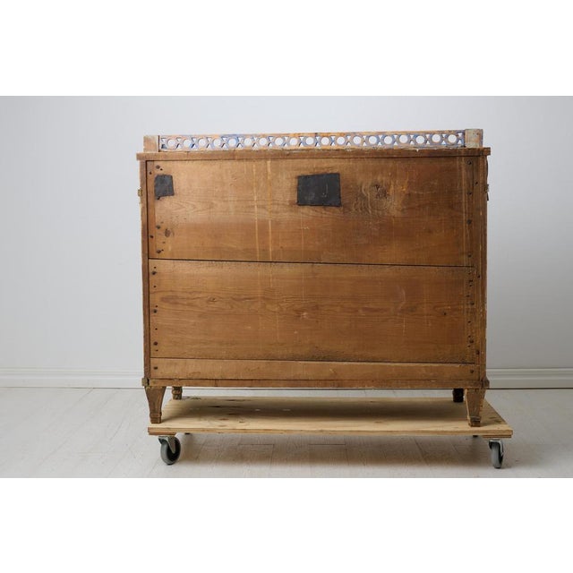 Swedish Gustavian Sideboard with Hand-Carved Decorations For Sale - Image 16 of 17