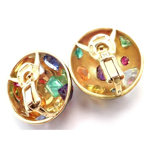 1990s Verdura Fulco Color Stone Black Enamel Yellow Gold Earrings, Pair For Sale In Philadelphia - Image 6 of 11
