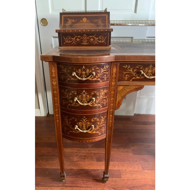 Antique Carlton Desk 19th Century HepplewhiteInlaid Edwards & Roberts London . Absolutely Exquisite inlaid Masterpiece...