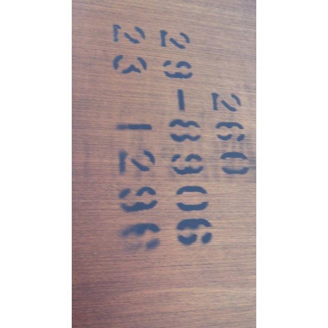 1980s Ethan Allen British Classics Cherry Side Table Piecrust Table For Sale - Image 5 of 6