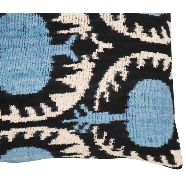 Contemporary Blue Velvet Throw Pillow & Down Insert For Sale - Image 4 of 10