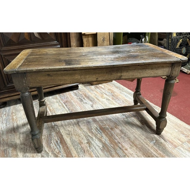 Louis XIII Desk in Wood, 1700s, in Good conditions. Designed before 1890
