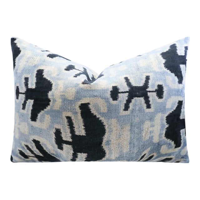 Canvello Handmade Velvet Lumbar Pillow in Gray and Black Ikat Design For Sale