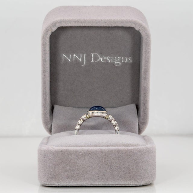 2.6Ct Star Sapphire Cabochon Ring With Natural Diamond Accents: Solid 14k Gold, Size 6.75 For Sale - Image 4 of 9