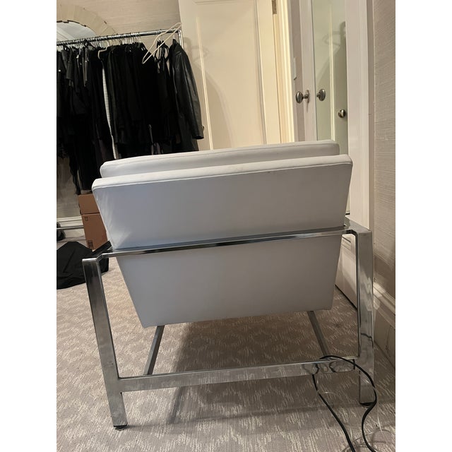 Pair of Chrome Lounge Chairs in White Leather Attributed to Milo Baughman For Sale - Image 15 of 16