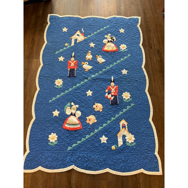 American 1930s Antique Handmade Dutch Folk Art Applique Child’s Nursery Quilt Textile Art For Sale - Image 3 of 14